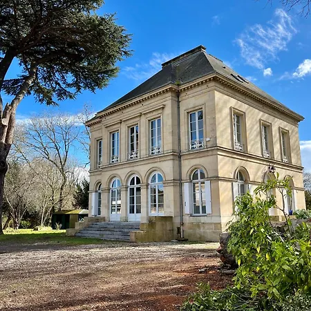 Superbe Maison De Maitre 10 300 M2 Caen