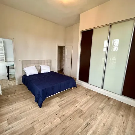 Superbe Maison De Maitre 10 300 M2 Caen Vila *